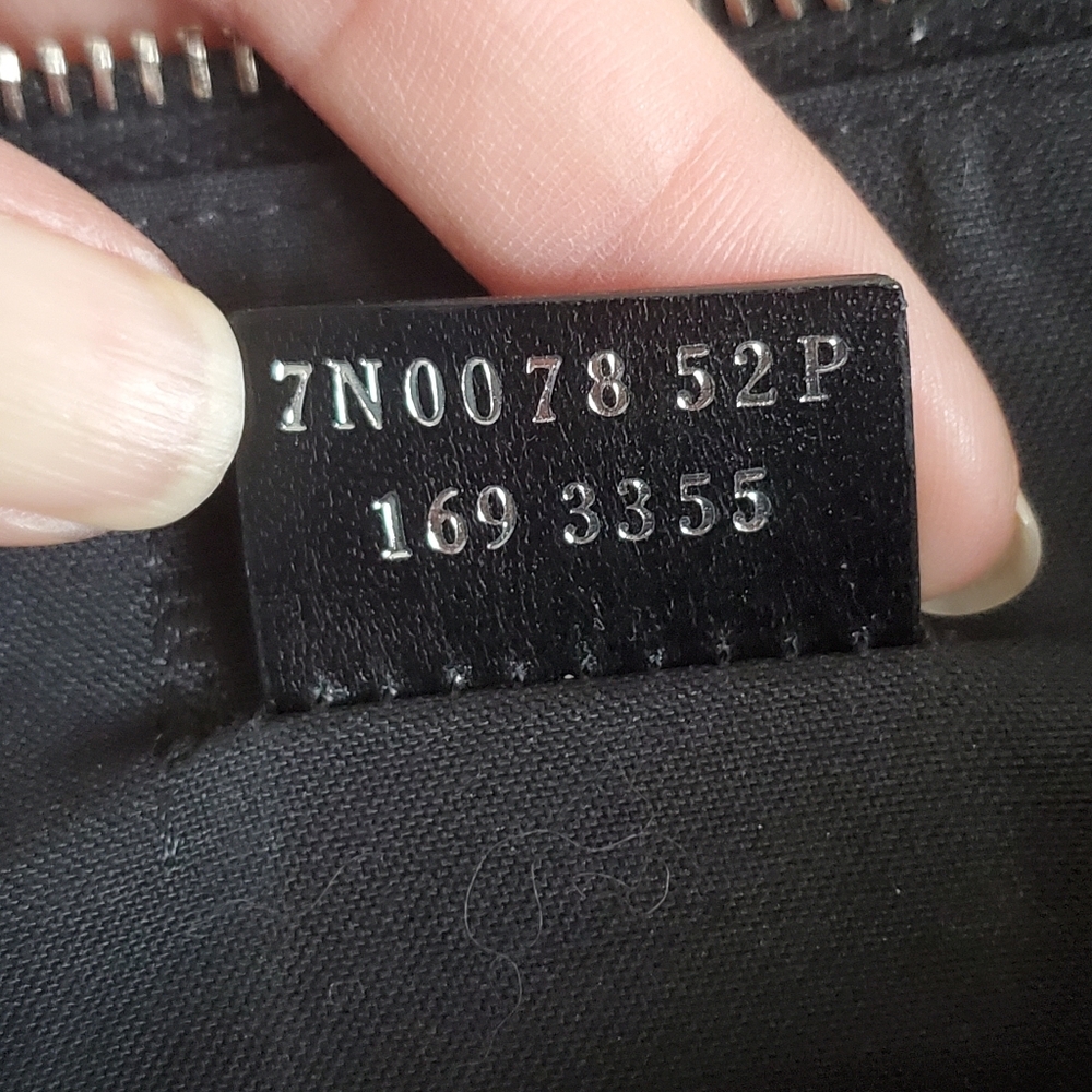 Fendi Black Leather Mink-Trimmed Silver Studded Karlito Pouch - Picture 10 of 12